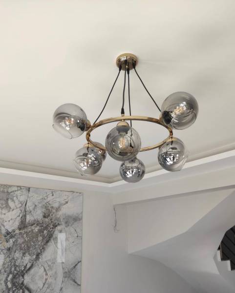 Achat d'un lustre en verre sur mesure pour salon à Annecy Rhône Alpes